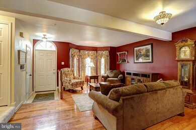 1359 Walkabout Ct, Sykesville, MD 21784 - photo 6