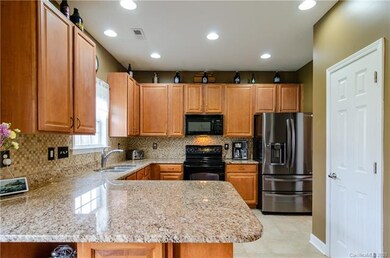Detail Kitchen