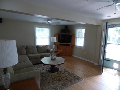 7 Goode St, Oak Bluffs, MA 02557 - photo 4