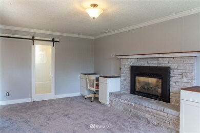 407 216th St SW, Bothell, WA 98021 - photo 6