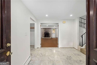 5685 Glen Errol Rd NW, Sandy Springs, GA 30327 - photo 2