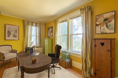 933 W Stephenson St, Freeport, IL 61032 - photo 7