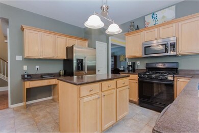 792 Southwind Ln, Downingtown, PA 19335 - photo 3