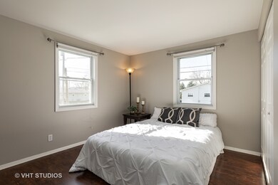 1606 Sacramento Dr, Carpentersville, IL 60110 - photo 7