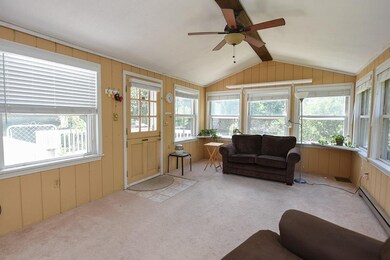 86 Scobie Pond Rd, Derry, NH 03038 - photo 5