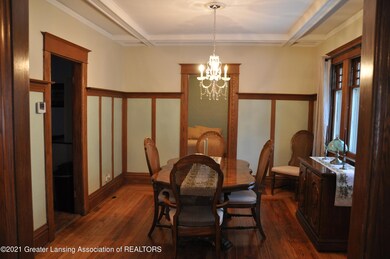 1712 Bradley Ave, Lansing, MI 48910 - photo 2