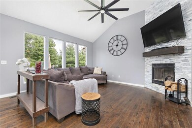 20618 W 221st St, Spring Hill, KS 66083 - photo 7