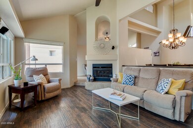 Family Rm w/Fireplace
