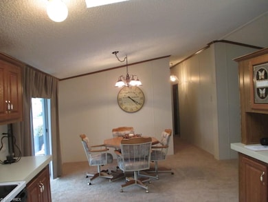 8 Schuberts Aly, Olmsted Township, OH 44138 - photo 3