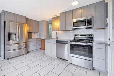 6541 Devonhill Rd, Columbus, OH 43229 - photo 6