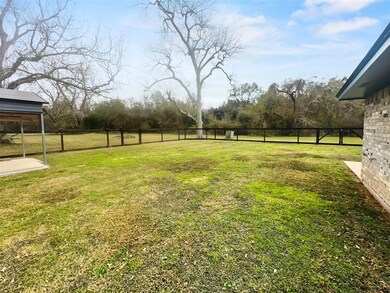 2695 County Road 769b, Brazoria, TX 77422 - photo 4