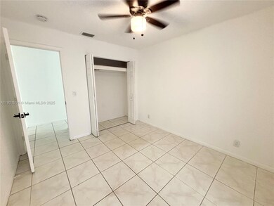 3203 NW 5th Terrace unit 4, Pompano Beach, FL 33064 - photo 5