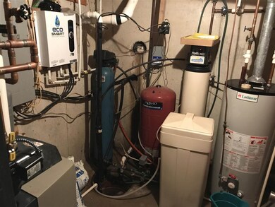 905 N Us Highway 33, Decatur, IN 46733 - photo 3