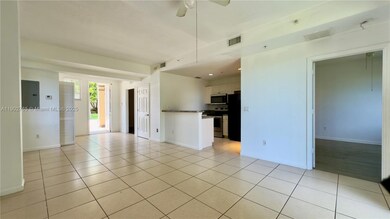 2000 Freeport Ln unit 4107, Riviera Beach, FL 33404 - photo 3