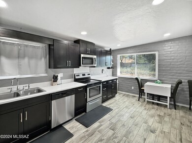 Bright & Open Kitchen