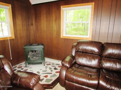 113 Hickory Dr, Hawley, PA 18428 - photo 5