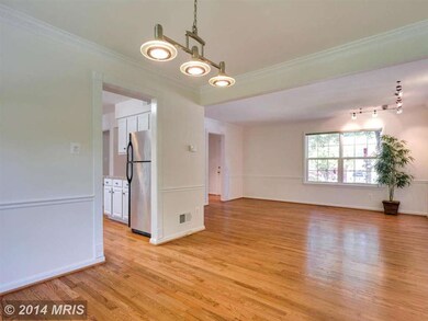 7961 Arden Ct, Dunn Loring, VA 22027 - photo 4