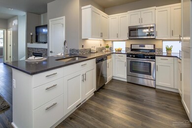 20888 SE Sotra Loop, Bend, OR 97702 - photo 7