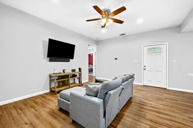 416 W Johnson St, Denison, TX 75020 - photo 3