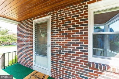 301 Elmwood Ave, Reading, PA 19609 - photo 5