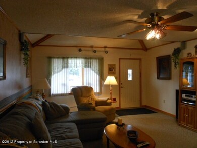 129 Townsend Ave, Swoyersville, PA 18704 - photo 3