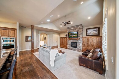 20146 Stonegate Dr, Bend, OR 97702 - photo 6