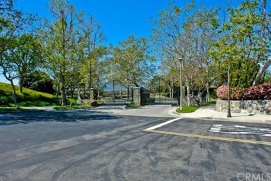 One of the three gates of Harbor Ridge community.
