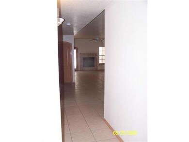 2405 Morehead Ave unit B, El Paso, TX 79930 - photo 4