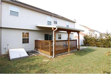 1019 Sunny Ridge Rd, Reading, PA 19605 - photo 2