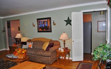 6228 Fairway Ln, Allentown, PA 18106 - photo 6