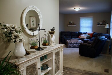 605 Hickory Ln, Ossian, IN 46777 - photo 7