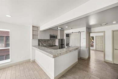 1710 Maryland St unit C, Houston, TX 77006 - photo 5