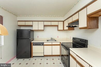 1905 Edgewood St, Baltimore, MD 21216 - photo 3