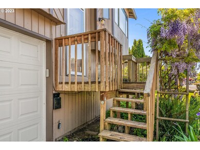 2310 SW 23rd St, Troutdale, OR 97060 - photo 4