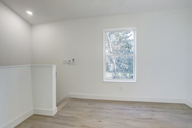 Bedroom for the 1/1 space.