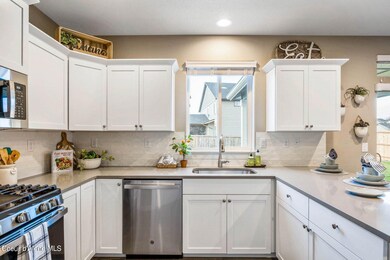 Timberline - Kitchen 4