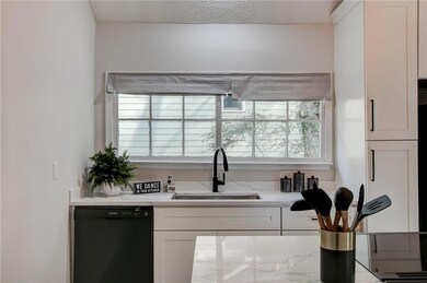 754 North Ave, Atlanta, GA 30354 - photo 6