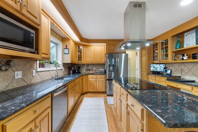 115 Meadowood Dr, Middletown, CT 06457 - photo 4