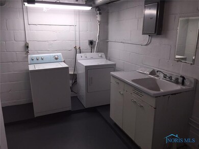 3812 Maxwell Rd, Toledo, OH 43613 - photo 6