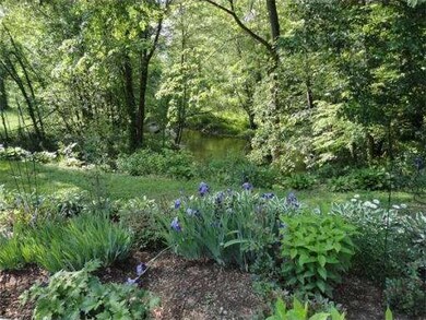 35 Plain Rd, Hatfield, MA 01038 - photo 2