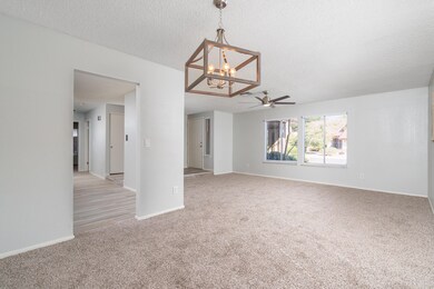 05_Living-Room-03