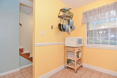 1201 Windsor Dr, Framingham, MA 01701 - photo 6