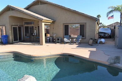 EXTRA LARGE PATIO