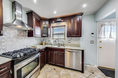 366 N Adele St, Elmhurst, IL 60126 - photo 7