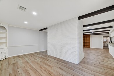 1810 Indian Shores Rd, Crosby, TX 77532 - photo 7