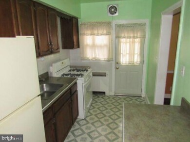 1321 E 35th St, Baltimore, MD 21218 - photo 7