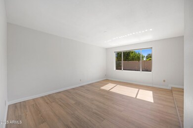 6-web-or-mls-2453-w-pecos-ave