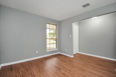 2539 Woodsdale Blvd, Houston, TX 77038 - photo 6