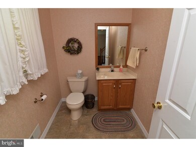 2005 Evergreen Dr, Tamaqua, PA 18252 - photo 7