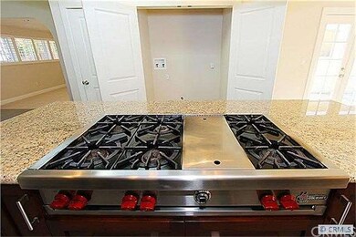 6 Burner Cooktop.